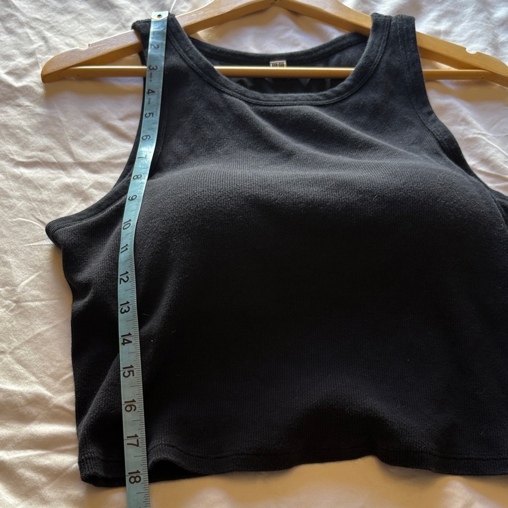 Uniqlo Ribbed Cropped Tank Top XL Built In Bra Black Brami Spring & Summer - Picture 9 of 11